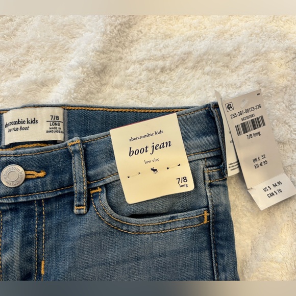 Abercrombie Kids Blue Flare Jeans with Bow Detail NWT - Picture 2 of 3